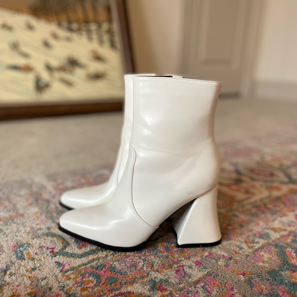 LAMODA go-go ankle boots❤️